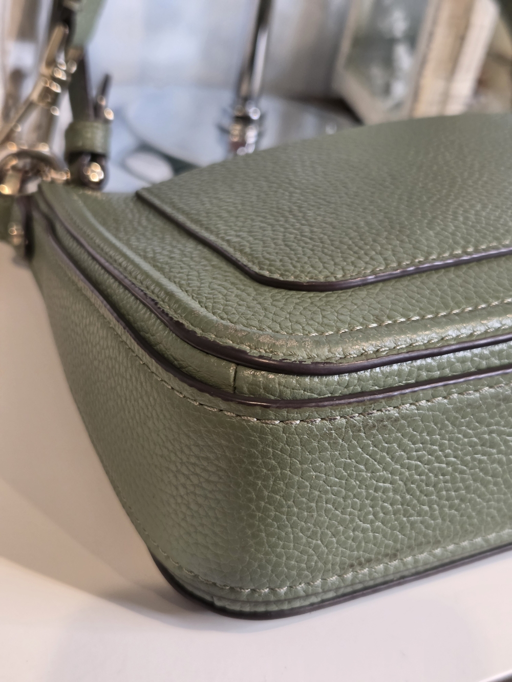 Kate Spade Hudson Medium Convertible Crossbody - Picture 8 of 13